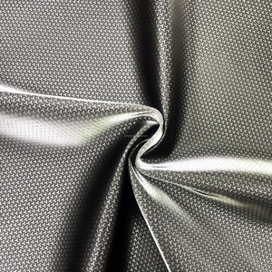 Vinyle synthétique semi-PU extensible 3D 5D effet fibre de carbone gris gaufré pour voiture, camping-car et marine - Product Image 5
