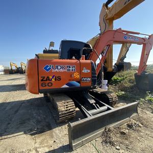 Miniexcavadora Usada ZX60 6T, Auténtica Excavadora Japonesa, Confiable para Jardinería, Excavación y Operaciones Agrícolas Ligeras - Product Image 1