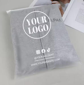 Housses de protection transparentes anti-mites pour vêtements avec fermeture éclair pour costumes, robes, vestes et manteaux – Idéales pour le rangement dans le <span class=keywords><strong>placard</strong></span> - Product Image 1