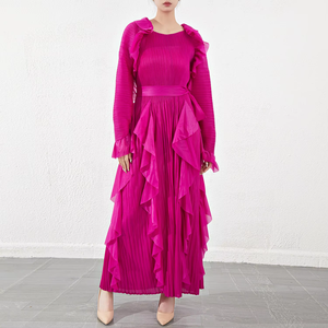 Abiti più venduti 2025: Elegante vestito a pieghe alla moda con scollo rotondo per <span class=keywords><strong>donne</strong></span> dell'Asia occidentale, abito a balze svasato - Product Image 1