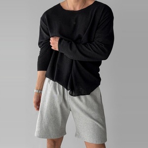 <span class=keywords><strong>Camicia</strong></span> da uomo a maniche lunghe di alta gamma, stile rilassato, con ampio <span class=keywords><strong>colletto</strong></span> e design a collo <span class=keywords><strong>basso</strong></span>, vestibilità ampia e protezione solare. - Product Image 4
