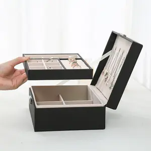 Populaire Lady Stijl Lederen Sieraden Set Display Oorbellen Ketting Ringen Box Organizer Case