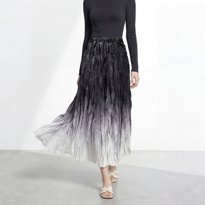 PY 2026 New Arrival Casual Miyake Pleated <b>Skirt</b> Fashion Gradient <b>Elastic</b> Waist Flared A-Line Midi <b>Skirt</b> Bulk Clothing Wholesale - Product Image 3