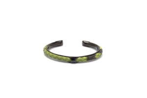 Bracelet ouvert unisexe en cuir de python véritable, acier inoxydable chirurgical 316L, plaqué or 18 carats par PVD sous vide, vente en gros d'usine <span class=keywords><strong>VIYA</strong></span> - Product Image 4