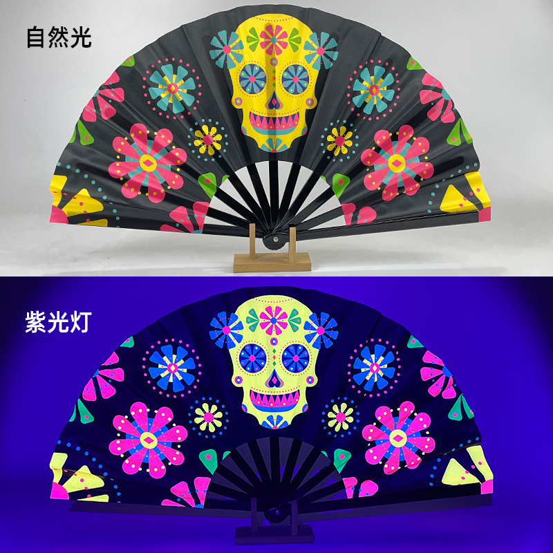 Calavera fluorescente de plástico negro - 16