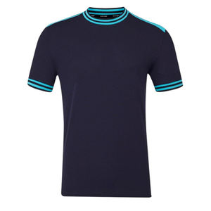 Wholesale Factory Price Low MOQ Hot Sale Summer Red <strong>White</strong> Stripes Football Kit 100% Polyester Anti-Bacterial Moisture-Wicking - Product Image 3