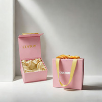 Boîte cadeau rigide en carton rose avec logo doré personnalisé, doublée de satin, boîte à bijoux magnétique avec rubans