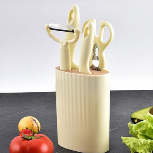 Nouvel ensemble de couteaux de cuisine en acier inoxydable cinq pièces avec manche en plastique et rangement – Couteau de chef, couteau à fruits, éplucheur, ciseaux - Product Image 6