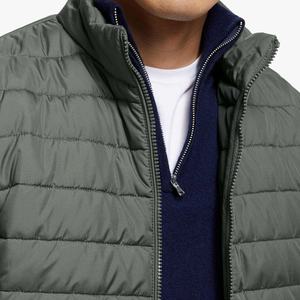 Fournisseur de vestes chauffantes matelassées personnalisées pour hommes, vente en gros OEM, vestes d'hiver plus chaudes, vestes chauffantes en coton et polyester bon marché 2025 - Product Image 4