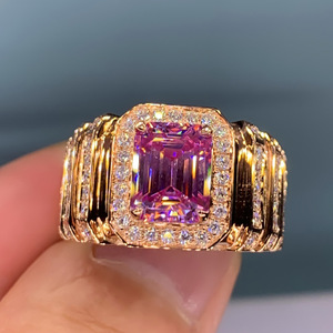 Elegante Anello in Oro con Cristallo Rosa, Lussuoso Zircone Quadrato, Gioiello da Donna alla Moda, per Fidanzamento e Uso Quotidiano, Idea Regalo - Product Image 2