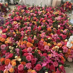 ดอกกุหลาบสีชมพูส้มทำมือจากผ้าไหมเทียมขนาด 200 ซม. สำหรับตกแต่งโต๊ะงานแต่งงาน คริสต์มาส หรือเป็นดอกไม้ประดับกลางโต๊ะ - Product Image 4