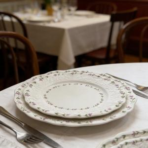 High-End French Vintage Medieval Ceramic Plate Set Bow Flower Pink Porcelain <b>Dessert</b> Cups Elegant Dinnerware for Events - Product Image 4