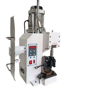 Machine de sertissage de câbles horizontale de précision silencieuse de 2 tonnes pour faisceaux de câbles et bornes de câbles, durable - Product Image 1