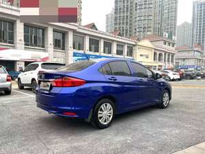 <span class=keywords><strong>ฮ</strong></span><span class=keywords><strong>อน</strong></span><span class=keywords><strong>ด้า</strong></span> <span class=keywords><strong>ซิตี้</strong></span> 1.5 ลิตร CVT รุ่นสปอร์ต ปี <span class=keywords><strong>2019</strong></span> |   รถเก๋งขับเคลื่<span class=keywords><strong>อน</strong></span><span class=keywords><strong>ล้อ</strong></span>หน้า |   เบาะผ้า 124 แรงม้า พวงมาลัยซ้าย มีสินค้าในสต็อ<span class=keywords><strong>ก</strong></span> - Product Image 4