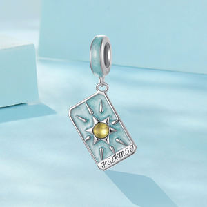 Proceso de esmalte Colgantes de vidrio transparente Joyería de moda de oro blanco con lujo Bling SCC3052 <span class=keywords><strong>Tarot</strong></span> ermitaño para regalos de fiestas - Product Image 2