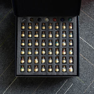 للبيع بالجملة مجموعة زجاجات رقائق حجرية كريستالية عالية الجودة للشفاء زجاجات أحجار كريمة كريستال زجاجة أمنيات للديكور المنزلي - Product Image 6