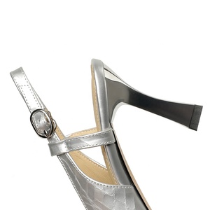 Élégantes Escarpins Confortables Noir et Blanc en Cuir Verni Façon Croco pour <span class=keywords><strong>Femme</strong></span>, Talons Slingback d'Été et d'Automne avec Boucle en Cristal - Product Image 6