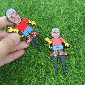 Herramienta Divot de Golf con forma de tigre de dibujos animados modernos, horquilla de bola de Zinc de aleación de un cuerpo, reparación verde eficiente de níquel negro abastecido de fábrica - Product Image 4