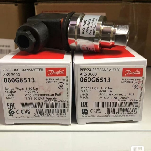Original Danfoss Pressure Transmitter Switch Sensors  AKS3000 060G6513  -1...30Bar G1/4
