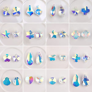 Zhubi 14MM Cruz en forma de colgante cuentas de vidrio para la fabricación de joyas a granel Aurora cuentas de cristal brillante DIY manualidades de Navidad - Product Image 5