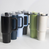 Gobelet isotherme rayé en acier inoxydable 304 de 40 oz avec poignée et paille, grande capacité, personnalisable avec logo, pour les voyages en voiture
