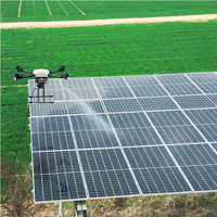 Drone professionnel de haut vol pour le nettoyage des panneaux solaires de façade de toit avec composants du noyau du moteur hauteur de vol jusqu'à 150m