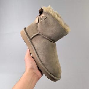 Botas de Nieve para Mujer UGGs 2026, de Alta Calidad, Suaves, Cálidas, Cómodas, con Suela Gruesa, para Exteriores - Product Image 3