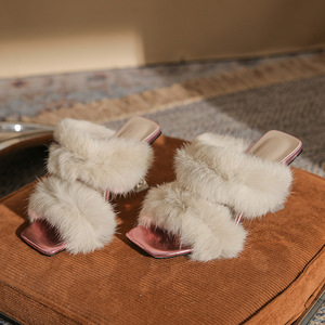 Nouvelles pantoufles à talon et plumes, mules à bout ouvert, sandales à talon chaton en fausse fourrure pour femme - Product Image 1