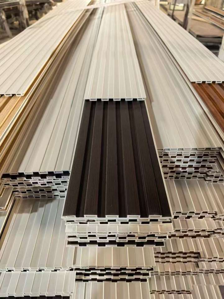 Indoor WPC Slat Partition Wall PVC Panels Interior Wall WPC Louver ...