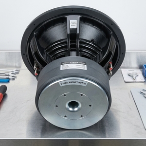 Subwoofer para Auto de Alta Potencia de 15 Pulgadas, <span class=keywords><strong>1500W</strong></span> <span class=keywords><strong>RMS</strong></span>, 3000W Máximo, Cono de Fibra de Carbono, Grado Competición, Altavoz de <span class=keywords><strong>Audio</strong></span> Automotriz - Product Image 3