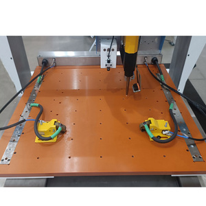 Nouvelle machine de soudage CNC pour goujons de construction, contrôlée par PLC, portable, pour acier inoxydable, machine de soudage de vis et d'écrous - Product Image 4