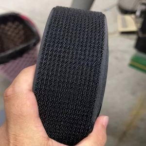 Bande auto-agrippante noire en nylon à fixation automatique, haute qualité, personnalisable, 2-en-1, avec crochets et boucles sur le même côté - Product Image 1