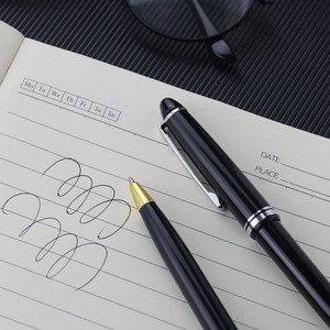 Pour <span class=keywords><strong>stylo</strong></span> à bille en plastique Montblanc 1.0mm Design d'affaires simple avec <span class=keywords><strong>stylo</strong></span> Logo Clip en métal pour cadeaux de bureau et promotionnels - Product Image 5