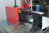 Machine de gaufrage hydraulique semi-automatique, pour le rail de fer, bustier hydraulique CNC