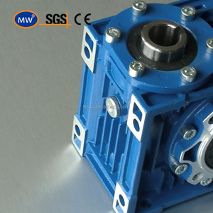 Réducteur de vitesse à vis sans fin en aluminium NMRV50 de conception compacte Rapport 30:1 Réducteur de vitesse à rapport élevé <span class=keywords><strong>pour</strong></span> <span class=keywords><strong>le</strong></span> <span class=keywords><strong>traitement</strong></span> des eaux usées et <span class=keywords><strong>le</strong></span> palan de construction - Product Image 4