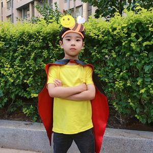 Nouveau <span class=keywords><strong>pas</strong></span> <span class=keywords><strong>cher</strong></span> 100% Polyester couleur Logo personnalisé Sublimation numérique tissu impression personnalisée Super héros jeunesse adulte <span class=keywords><strong>Cape</strong></span> <span class=keywords><strong>Cape</strong></span> - Product Image 4