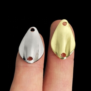 Señuelos <span class=keywords><strong>de</strong></span> pesca <span class=keywords><strong>de</strong></span> metal al por mayor señuelo <span class=keywords><strong>de</strong></span> lentejuelas <span class=keywords><strong>de</strong></span> concha <span class=keywords><strong>de</strong></span> <span class=keywords><strong>semilla</strong></span> <span class=keywords><strong>de</strong></span> melón dorado y plateado <span class=keywords><strong>de</strong></span> un solo gancho - Product Image 4