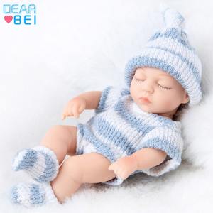 Vente flash : poupées reborn pour bébés de 18 cm, cadeaux pour enfants, poupées réalistes et mignonnes, nouveau-né garçon ou fille, avec vêtements - Product Image 3