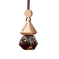 Ganzjahres-Hotel-Aromatherapie Holzgeschnitzter Glas-Lufterfrischer-Anhänger mit Zen-Tee-Duft, ätherisches Öl-Ornament für das Auto, desodorierend