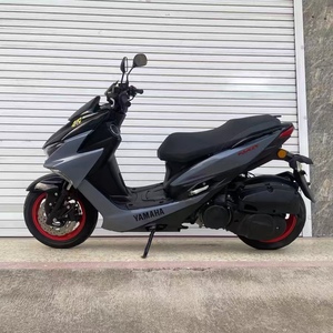 Motocicleta Yamaha Force 155 EFI de Segunda Mano, Scooter a Gasolina con Enfriamiento por Agua - Product Image 2