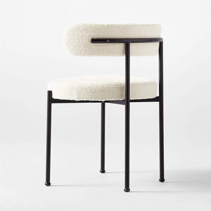 Chaises de salle à manger de style moderne, luxe, blanches, nordiques, en bouclette, avec pieds en métal. - Product Image 3