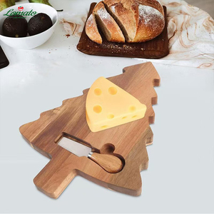 Tabla de cortar con forma de árbol de Navidad y logotipo personalizado al por mayor, tabla de charcutería de <span class=keywords><strong>Acacia</strong></span> popular con juego de cuchillos para fiestas en casa - Product Image 5