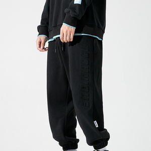 Pantalon de survêtement personnalisé hip hop de qualité, élégant, grand et grand, entrejambe bas, logo personnalisé en relief, joggers pour hommes - Product Image 6