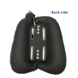 Gilet de plongée technique double bouteille (BCD) 45 LBS avec ailes et fentes de sangle de 4 pouces, équipement de plongée sous-marine, sports nautiques et gants de plongée - Product Image 3