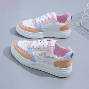 Chaussures tendance pour femmes en cuir microfibre imperméable, style rétro, vente en gros en petites quantités en provenance de Chine - Product Image 2