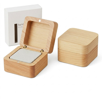 Diffuseur en bois de hêtre naturel personnalisé avec pierre de lave, boîte à couvercle magnétique, ensemble de pierres d'aromathérapie aux huiles essentielles en vrac pour la maison et le bureau