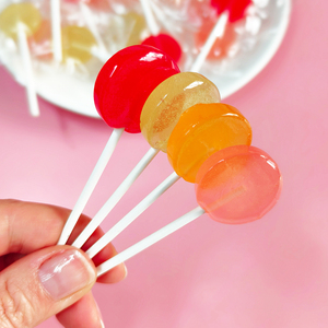 Sucettes fruitées sans sucre Collation saine avec xylitol, texture dure, adaptée aux dents, emballage en sac - Product Image 1