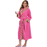 Robe de chambre longue d'hiver de luxe respirante en polaire corail brodée pour femme avec cordon de serrage imprimé léopard