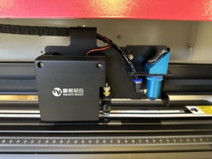 980mm CO2 Laser Cutter <span class=keywords><strong>Plotter</strong></span> CCD Wasser kühlung Schrittmotor Automatischer Betrieb für Acryl Kunststoff Leder Papier (AI/DXF - Product Image 5