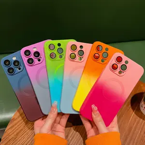 Dégradé de couleur avec étui pour smartphone magnétique pour iPhone 14 13 12 Pro Max Charge sans fil TPU couverture de téléphone de luxe colorée